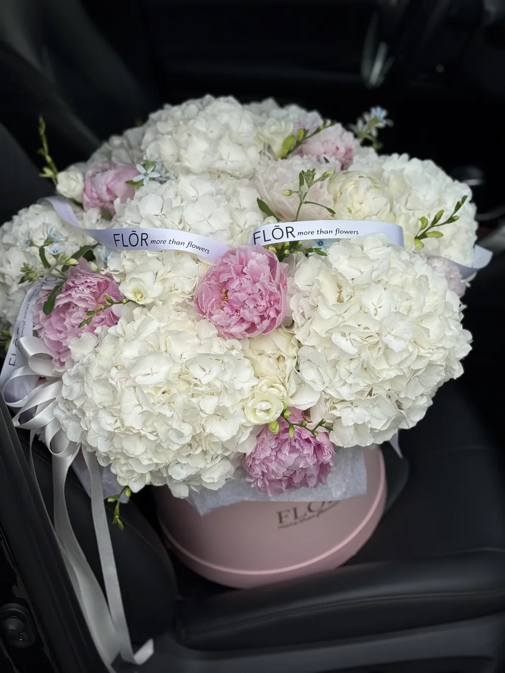 MEGA flowerbox z hortensją i piwoniami