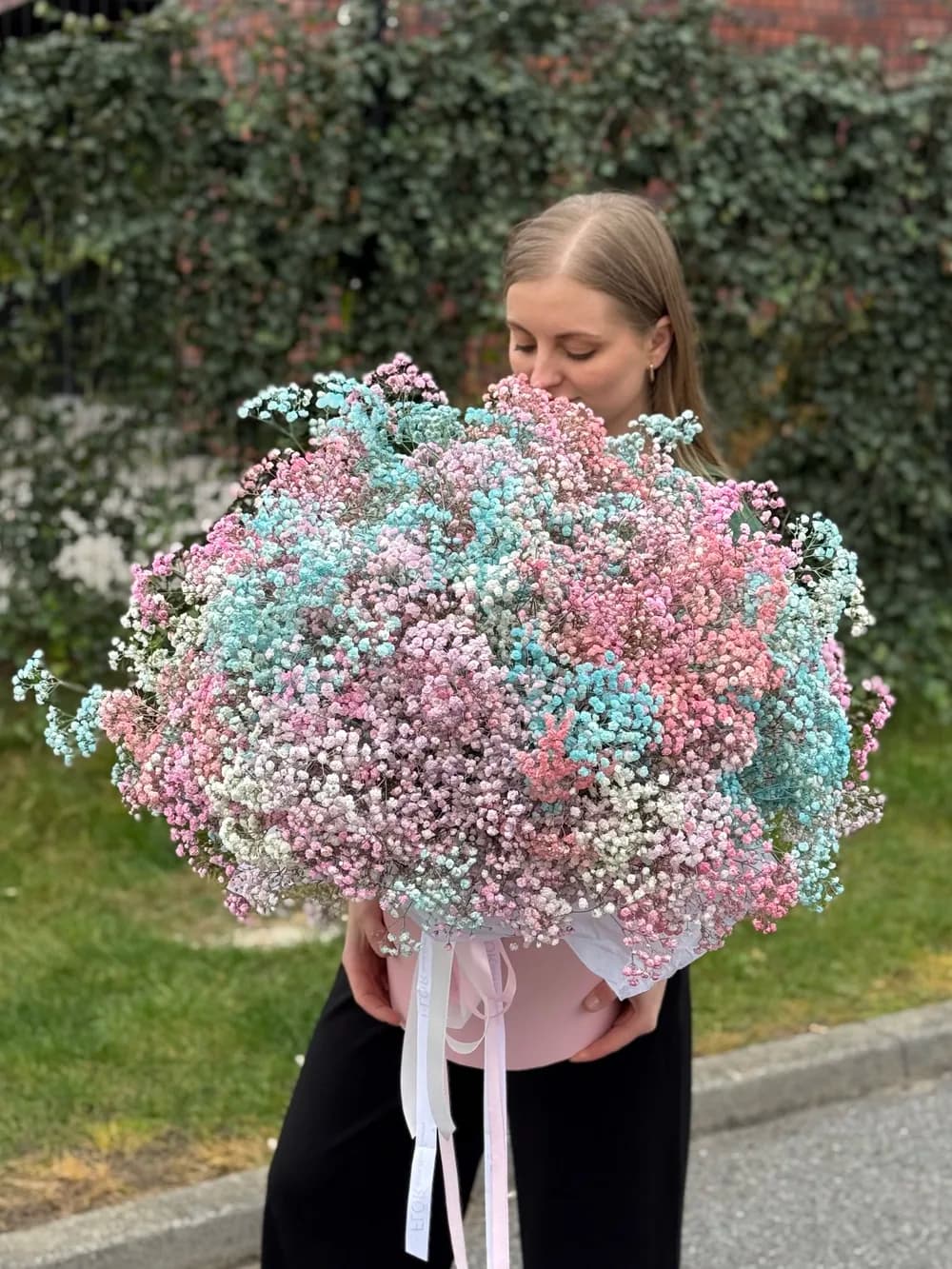 MEGA flowerbox z gipsofilą