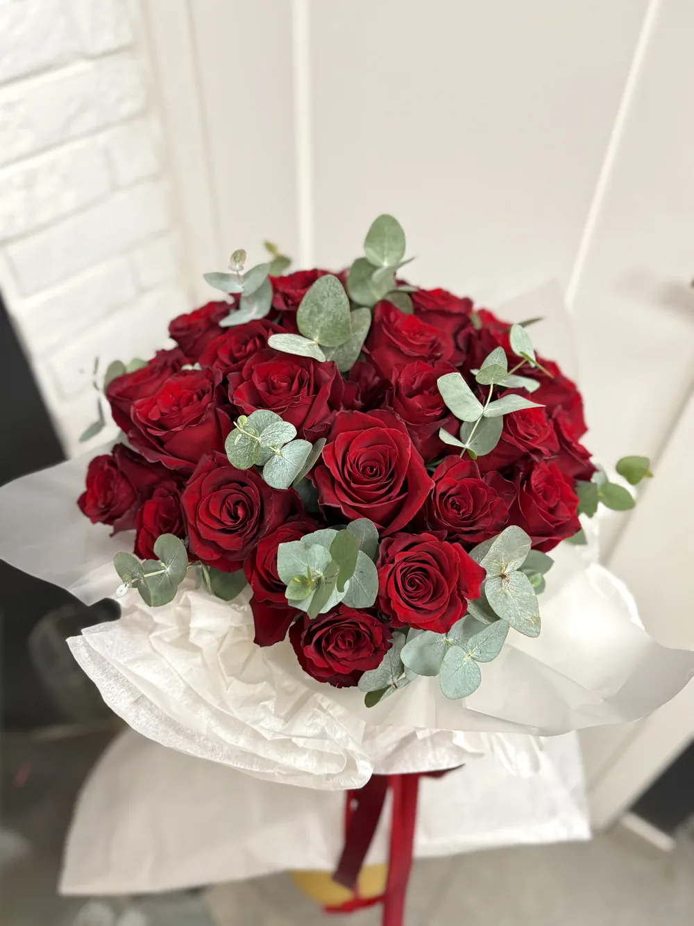 Flowerbox z 25 czerwonymi różami